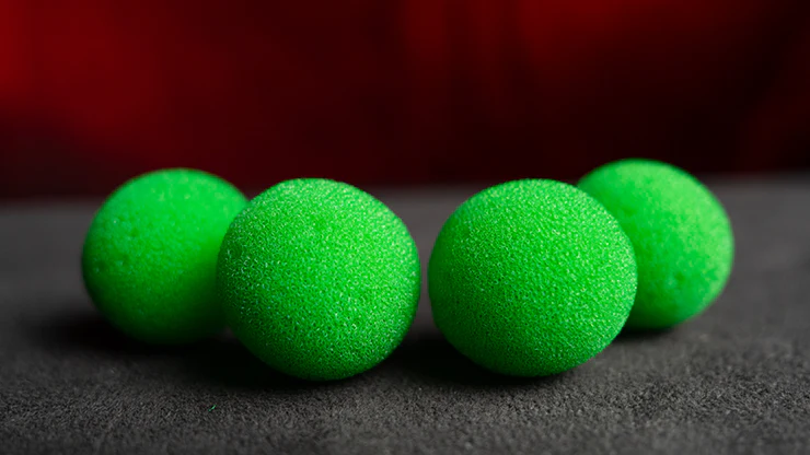 Balles Mousse VERT - Pack de 4 (Magic Sponge Balls) - Image 4