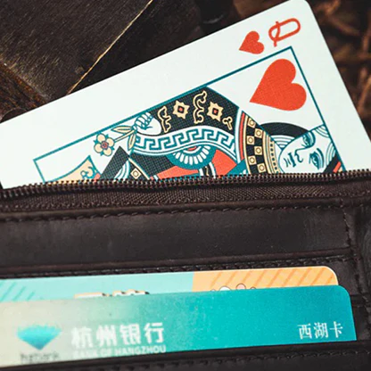 L Deck Switch Wallet - Image 4